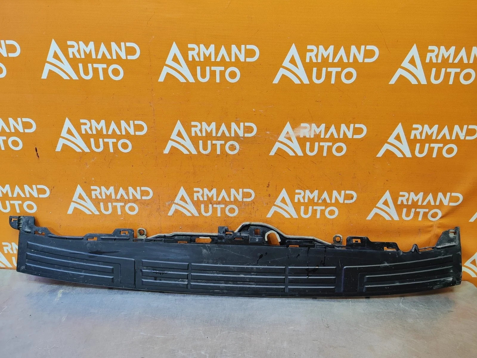 Накладка бампера верхняя Toyota Land Cruiser Prado 2009-нв 150