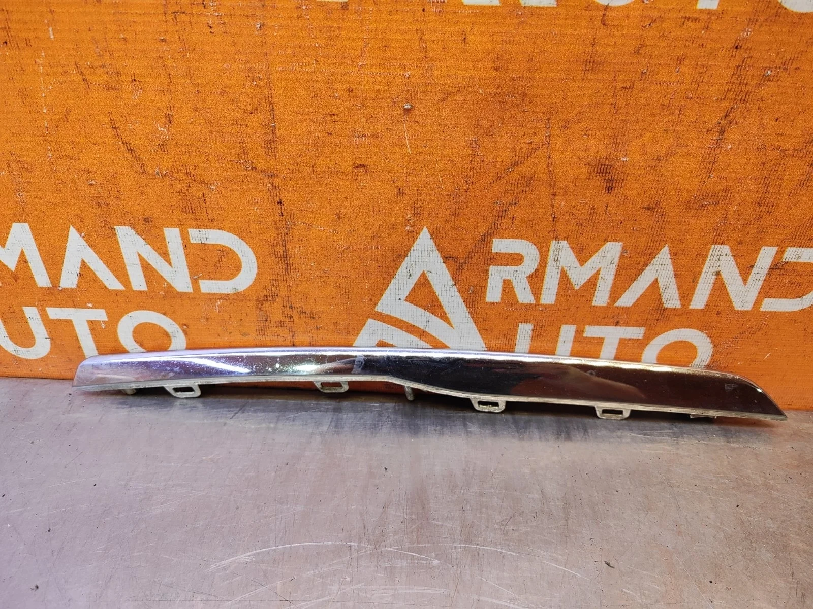 Накладка решетки радиатора Hyundai Solaris 2014-2017