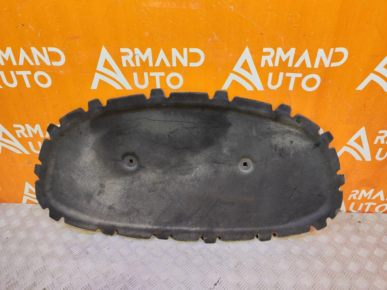 Шумоизоляция капота Volkswagen Polo 2020-нв 6