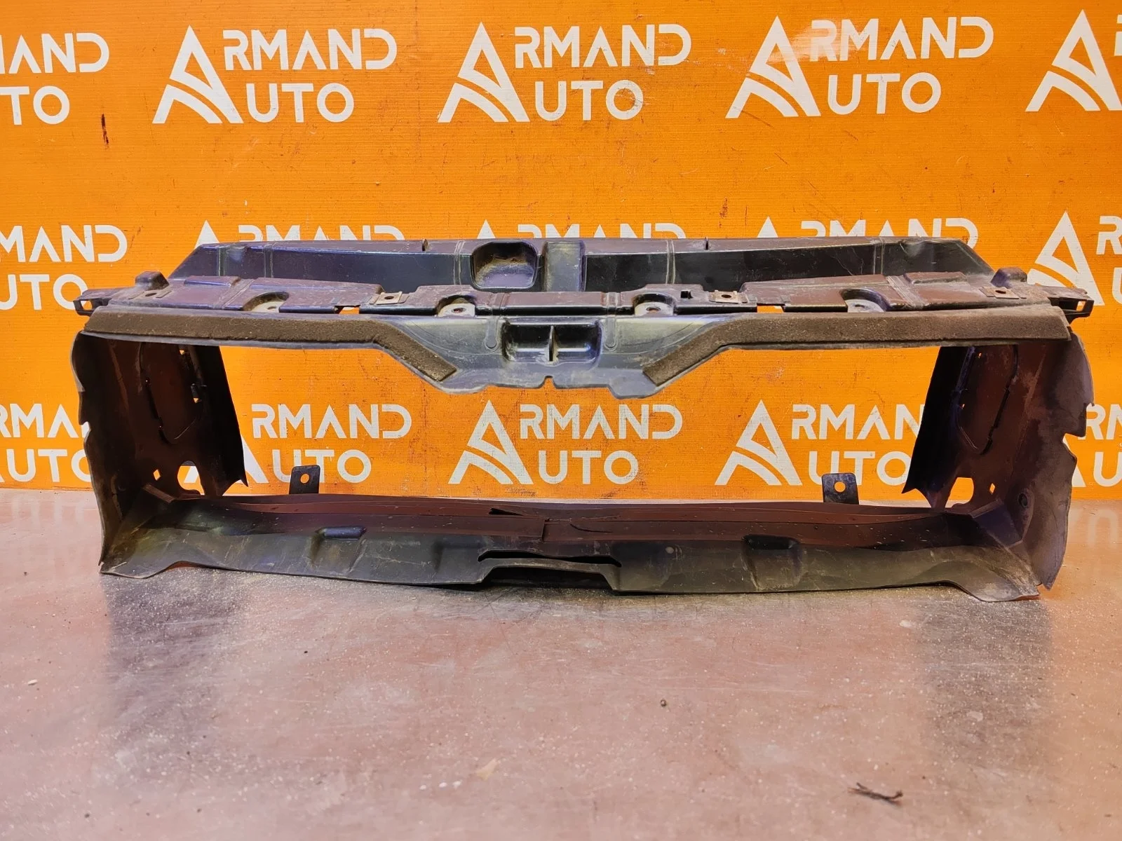 Воздуховод радиатора верхний BMW 3 series 2011-2020 F30 F31