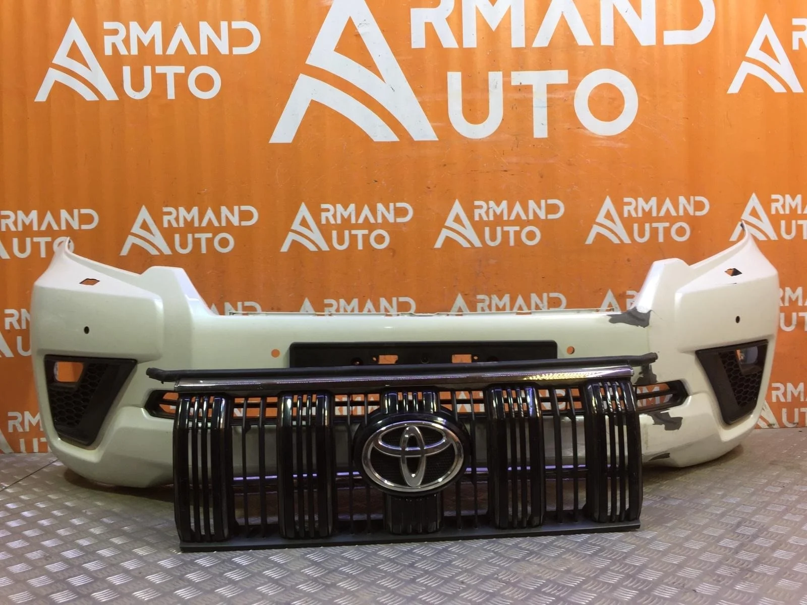 Бампер Toyota Land Cruiser Prado 2020-нв 150