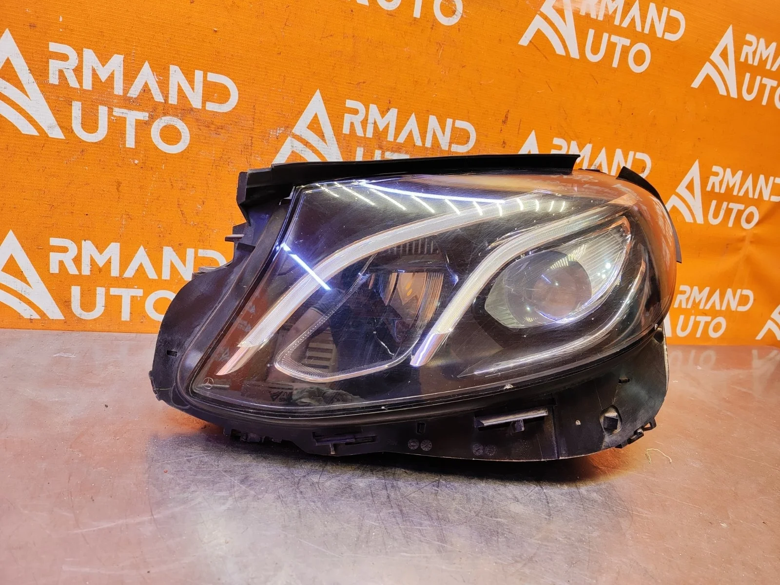 Фара Mercedes -Class 2016-2020 W213, S213, C238