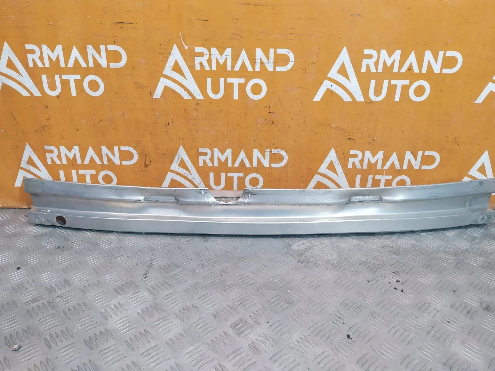 Усилитель бампера Audi Q5 2008-2017 8R