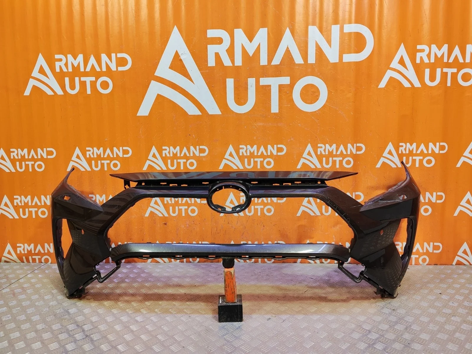 Бампер Toyota RAV4 2018-нв 5 XA50