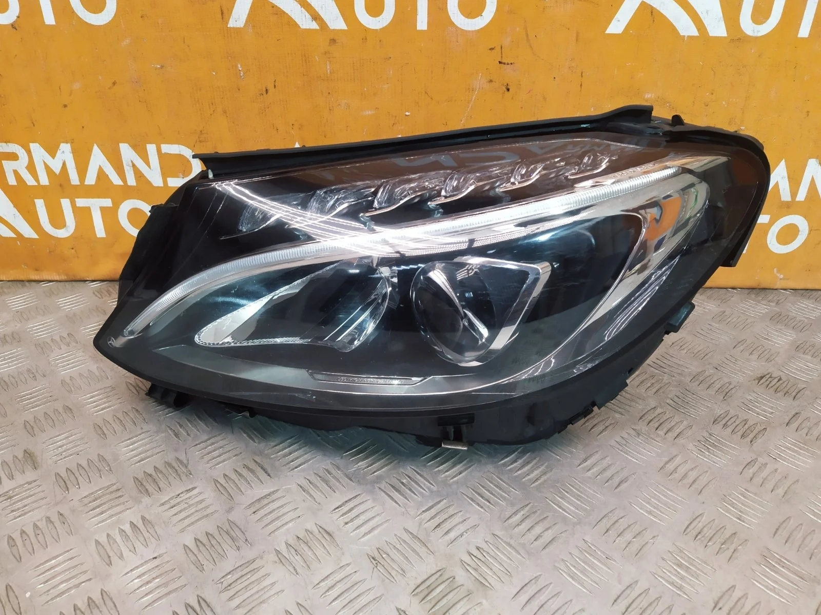 Фара Mercedes -Class 2014-2018 W205