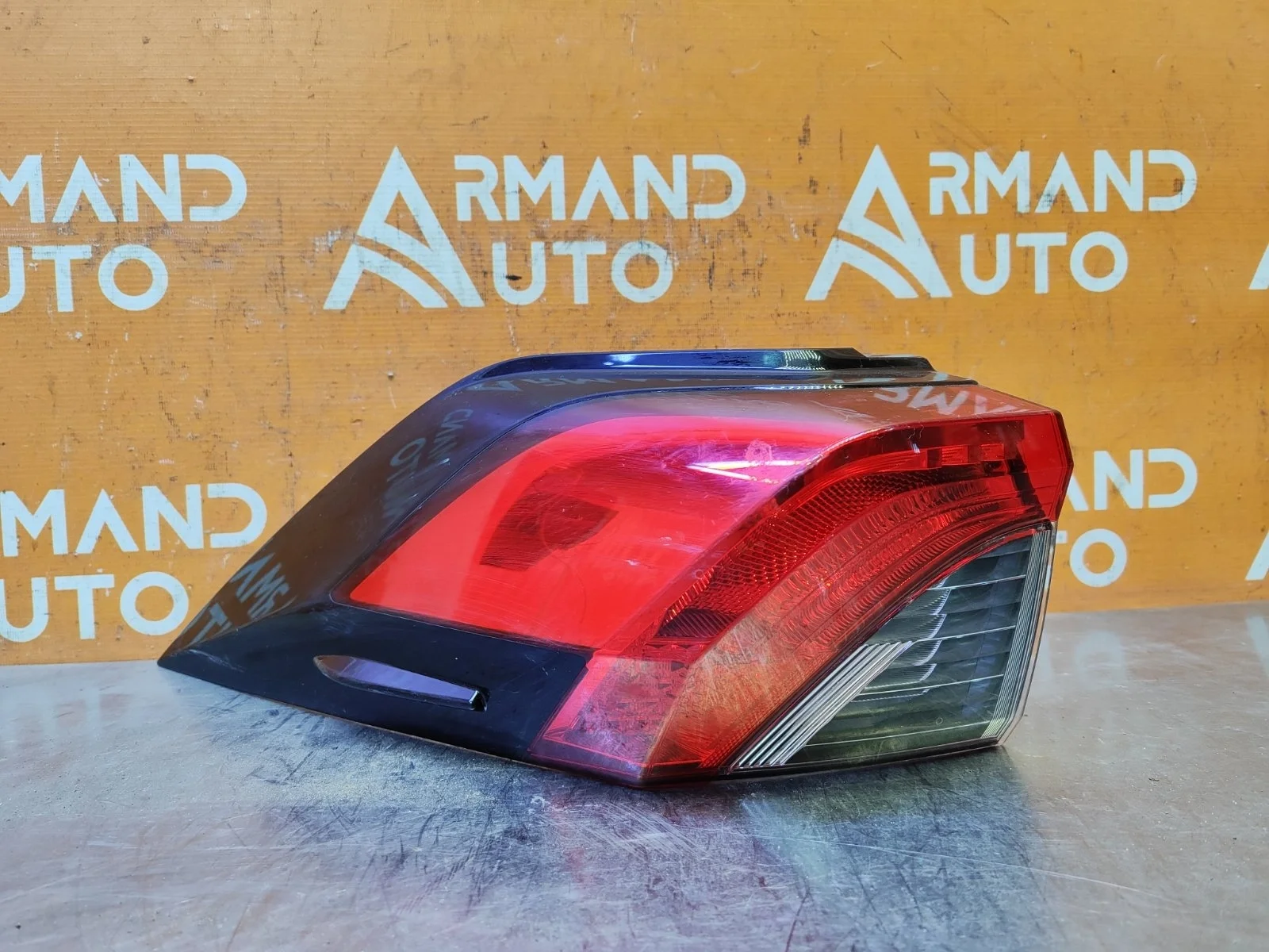 Фонарь внешний Toyota RAV4 2018-нв 5 XA50