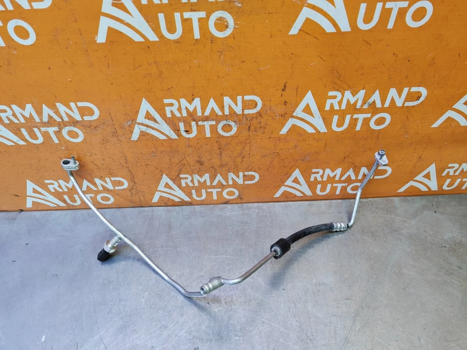 Трубка кондиционера Audi A3 2012-2020 8V