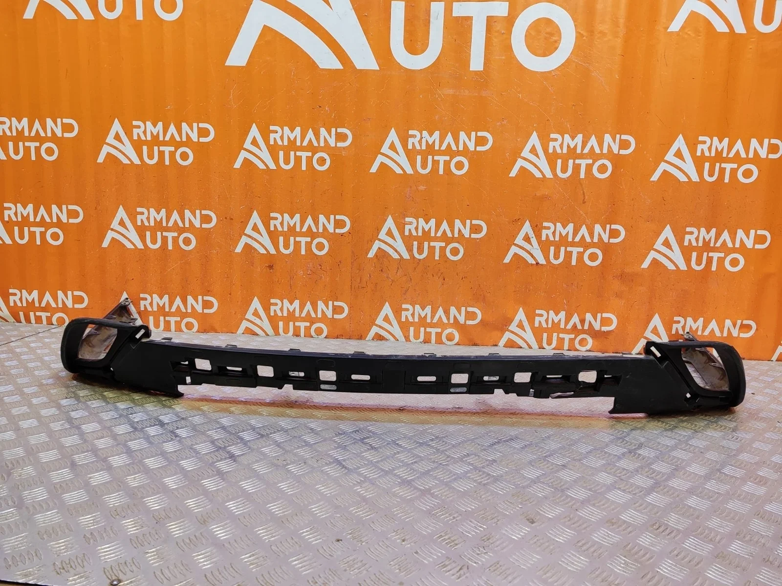 Юбка бампера Toyota Highlander 2019-нв 4 U70