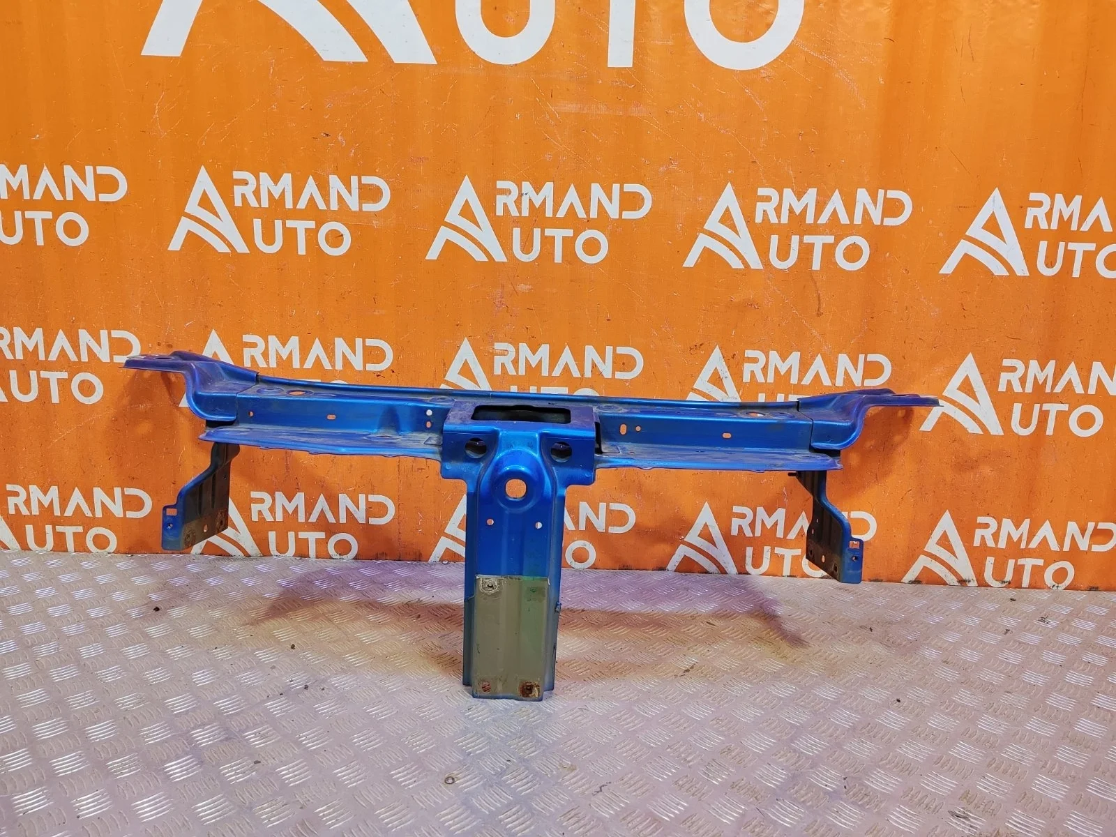 Панель передняя (суппорт радиатора) Renault Logan 2012-2022