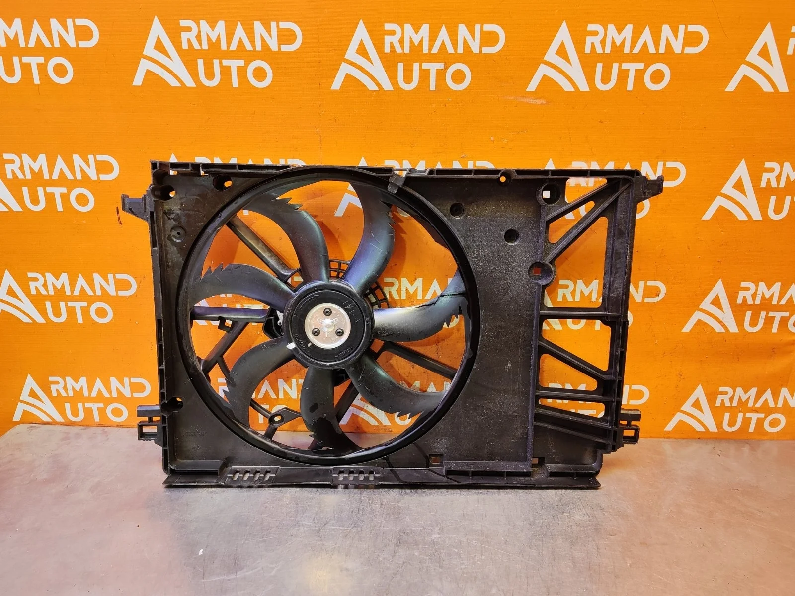 Диффузор вентилятора Toyota Camry 2017-нв 8 XV70