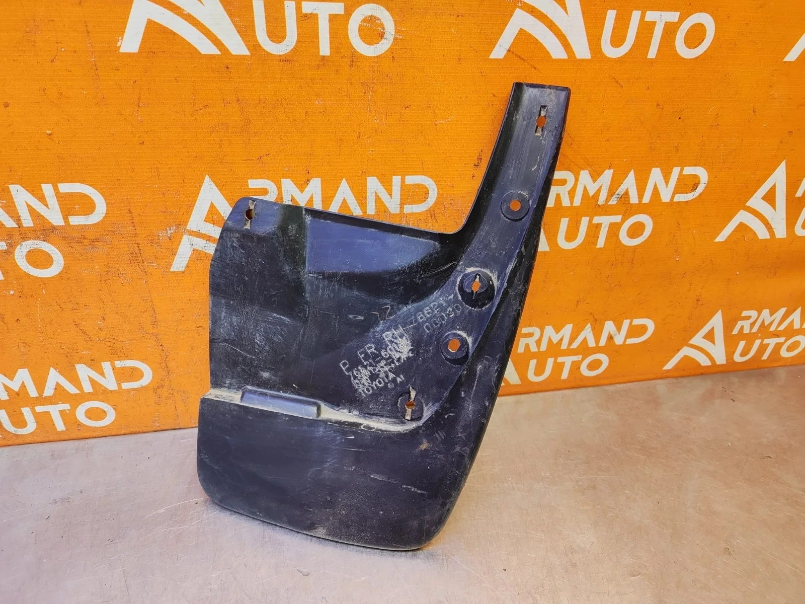 Брызговик Toyota Land Cruiser Prado 2009-нв 150