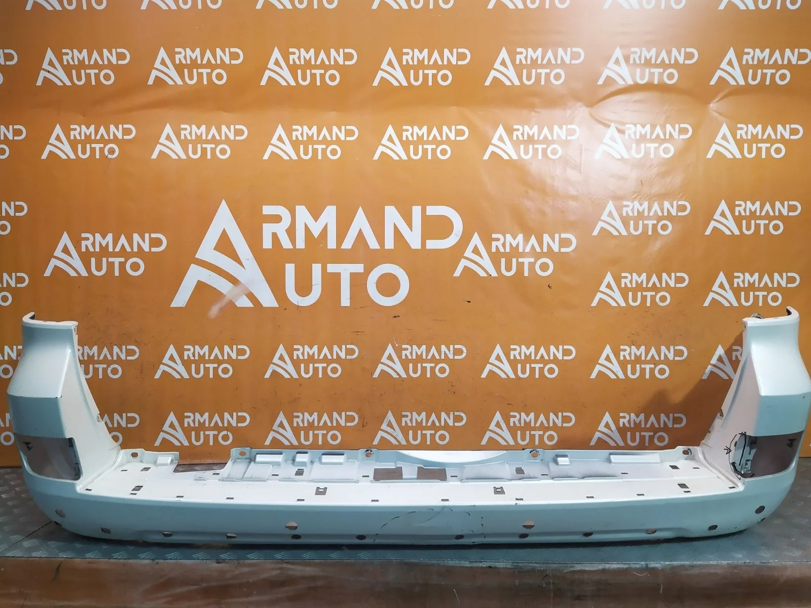 Бампер Toyota Land Cruiser 2015-2021 200