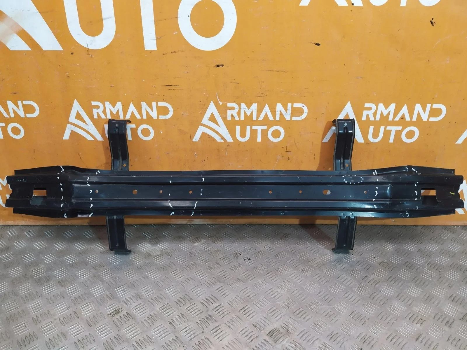 Усилитель бампера Hyundai Solaris 2014-2017