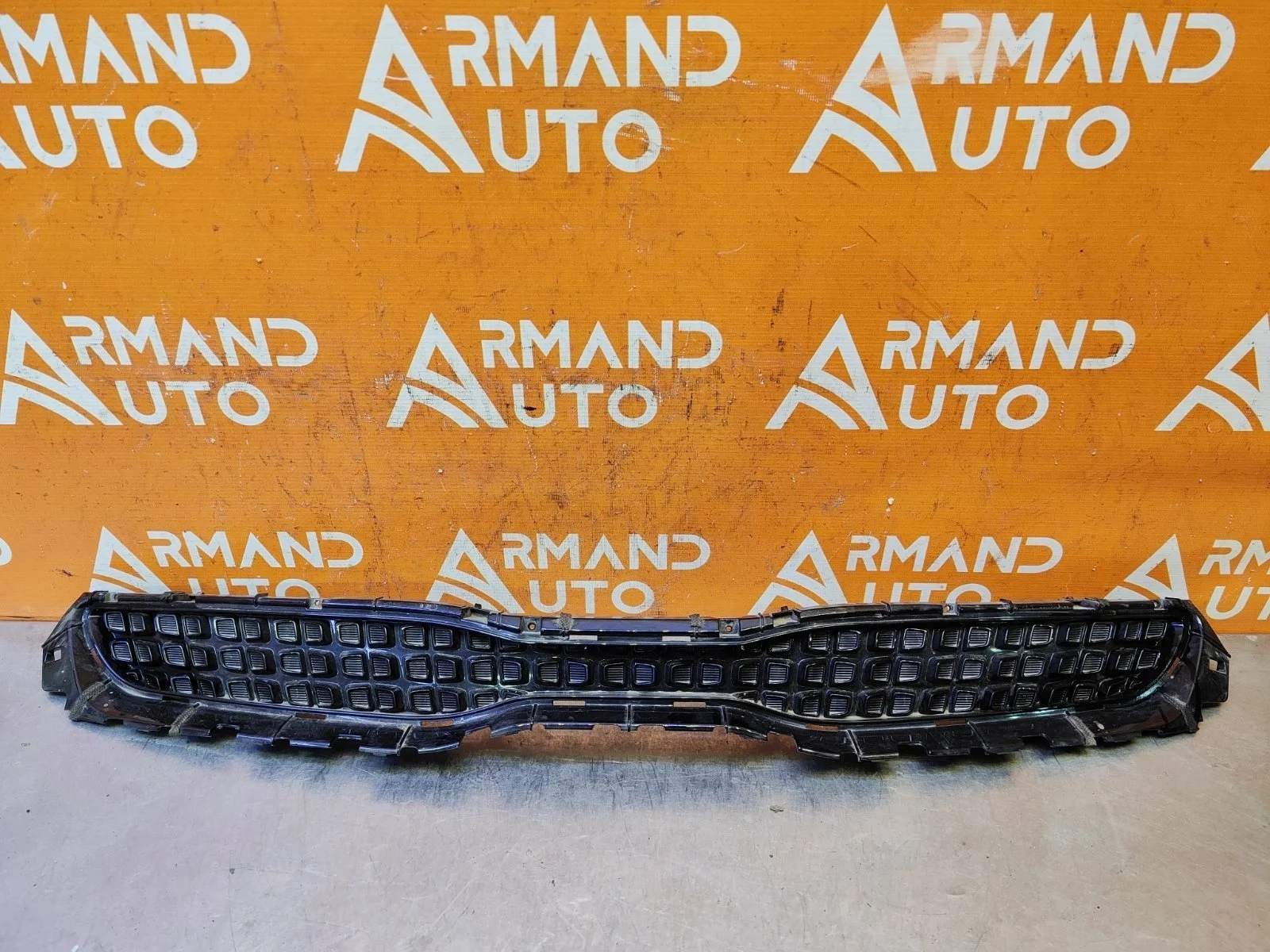 Решетка радиатора Kia Rio 2017-2020 4 FB