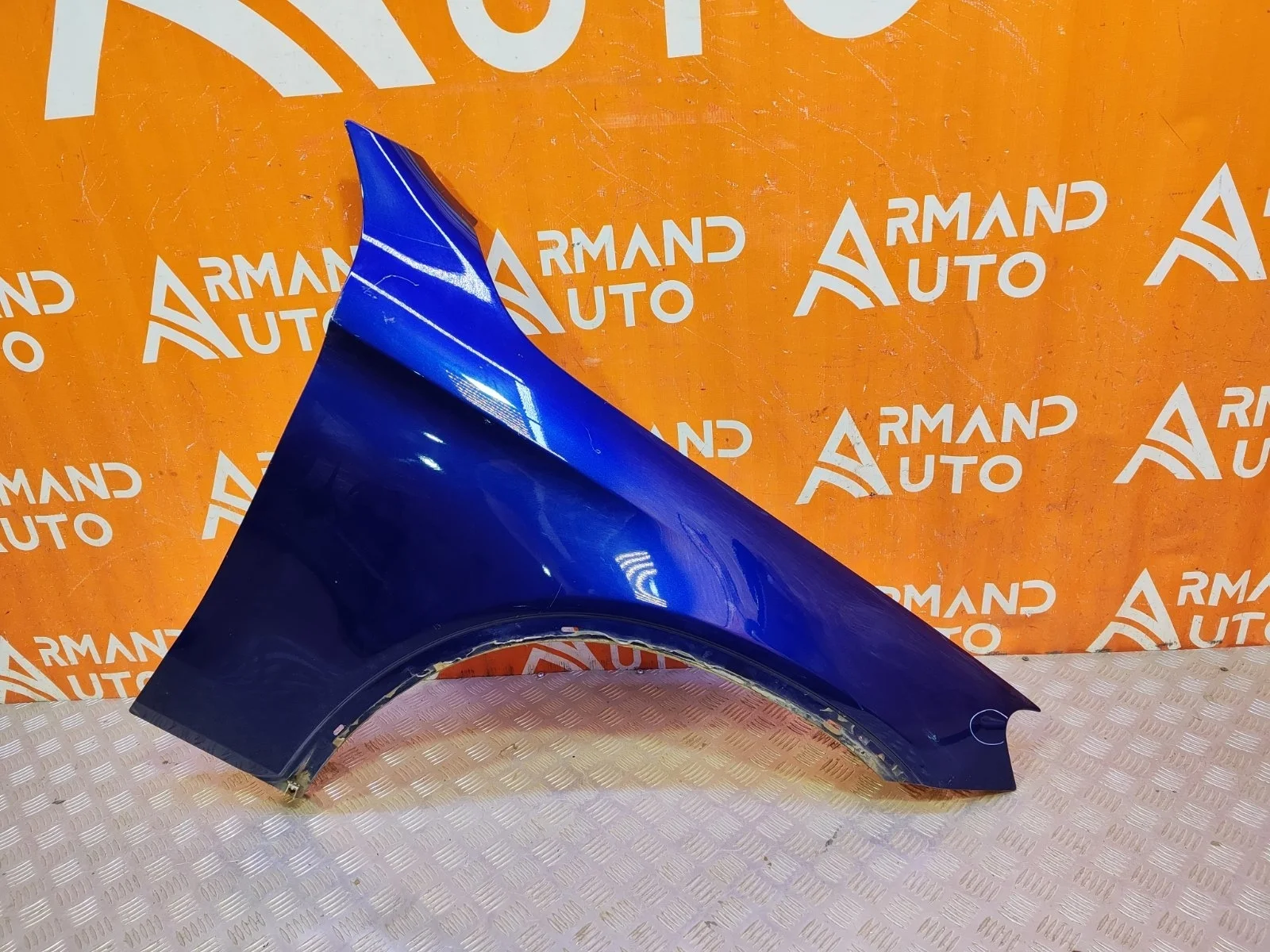 Крыло Mercedes GLC-Class 2015-нв X253