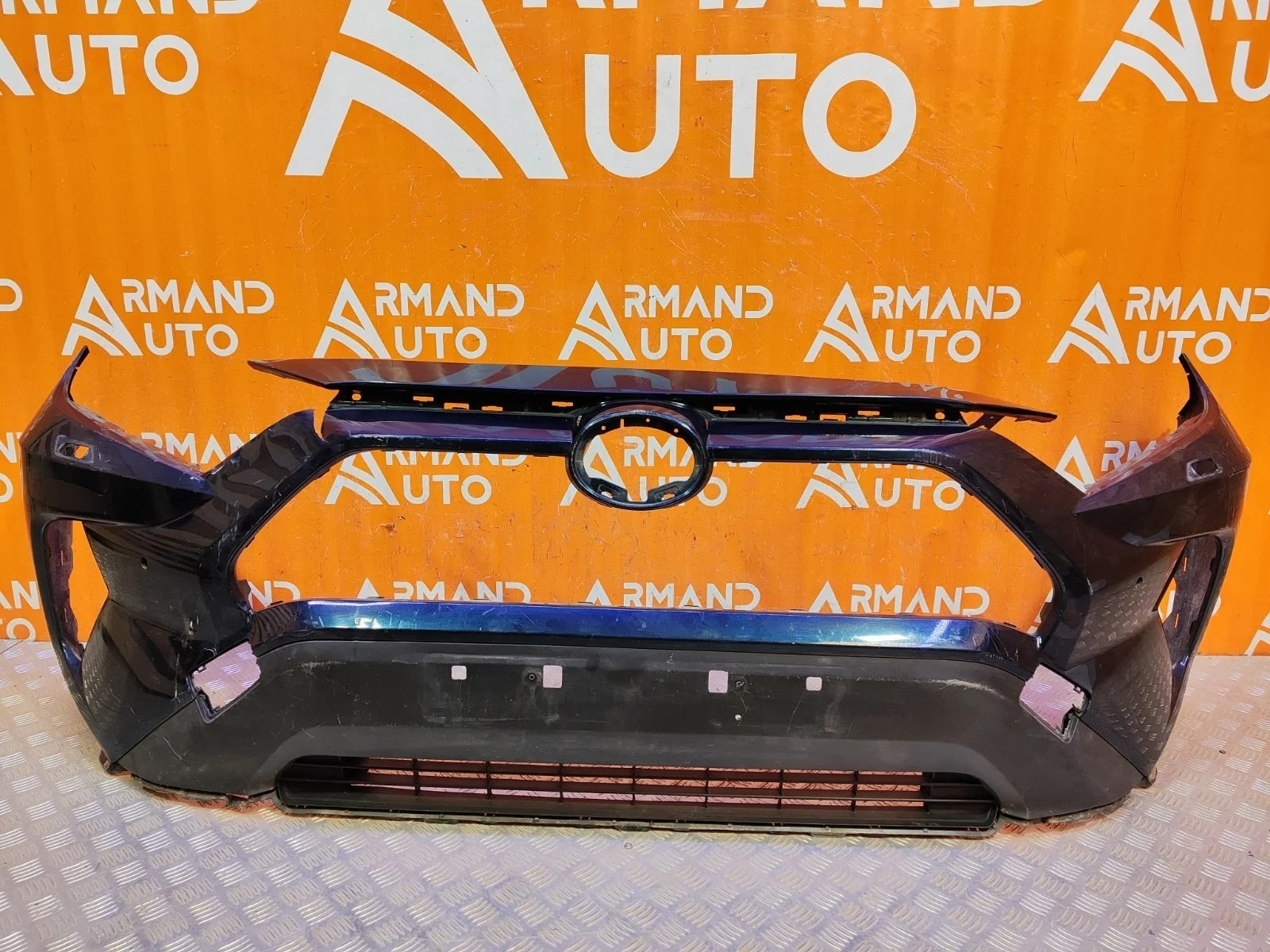 Бампер Toyota RAV4 2018-нв 5 XA50