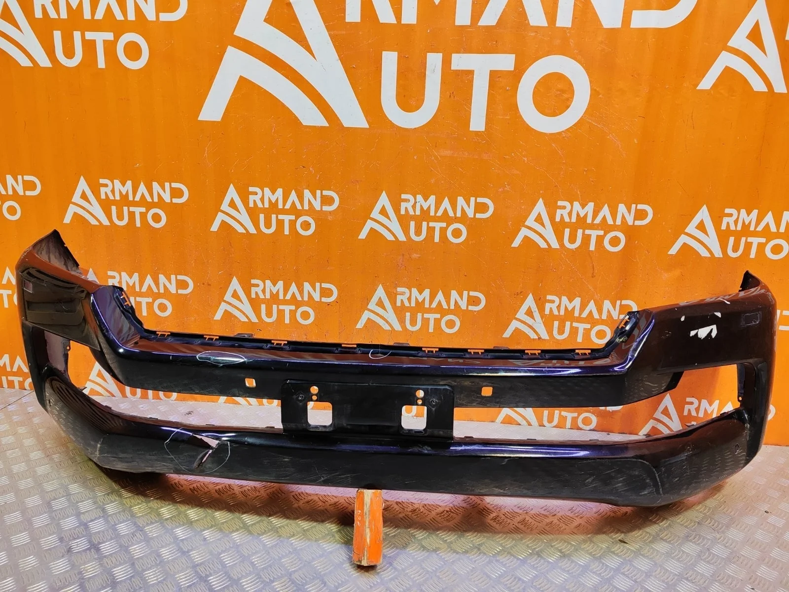Бампер Toyota Land Cruiser 2015-2021 200
