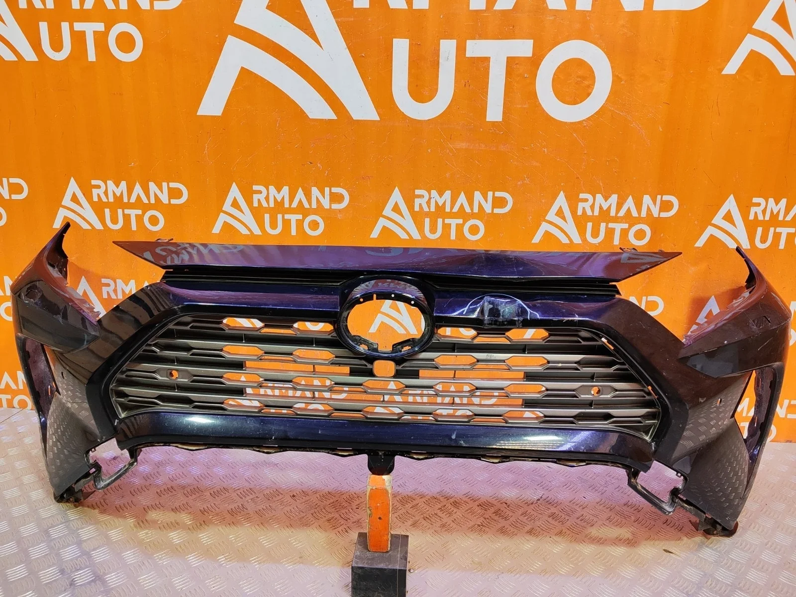 Бампер Toyota RAV4 2018-нв 5 XA50