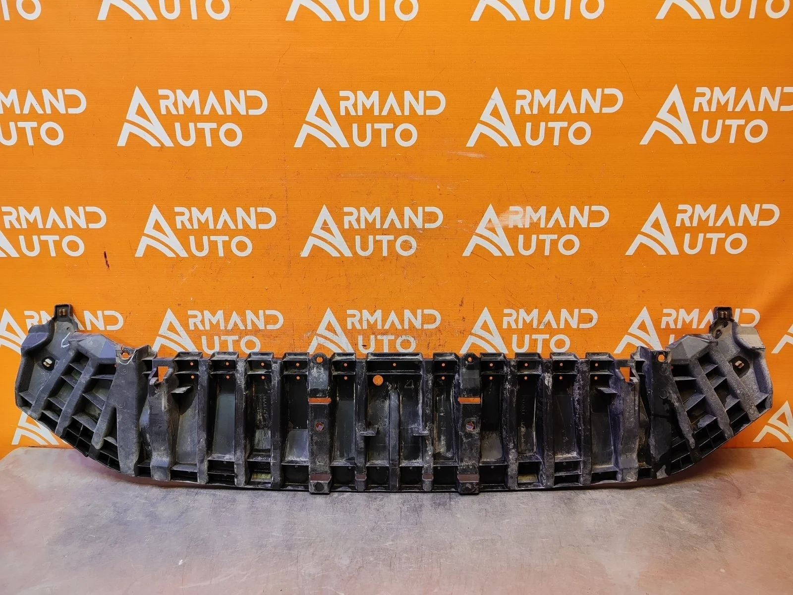 Пыльник бампера Toyota RAV4 2012-2019 CA40