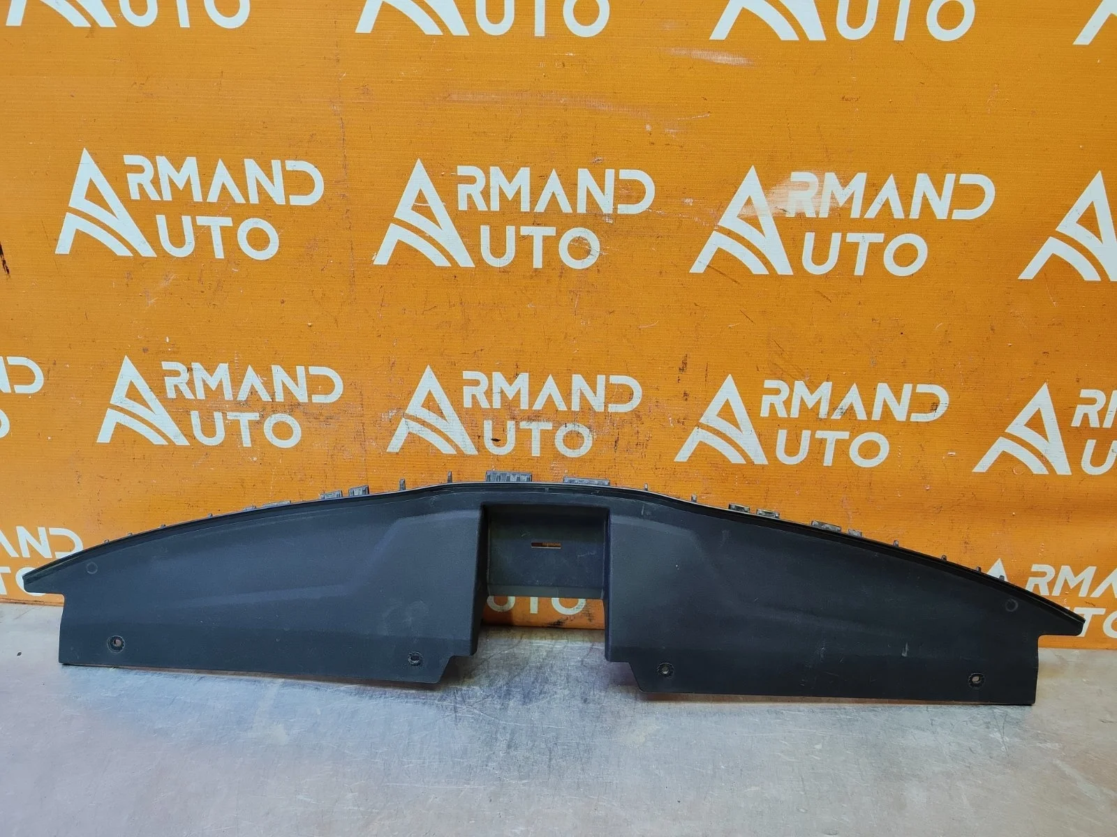 Кожух замка капота Kia Rio 2017-нв 4 FB