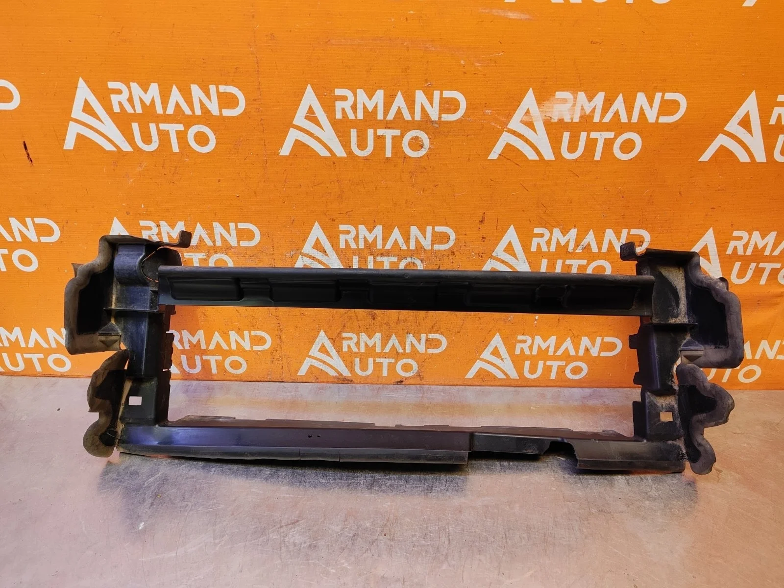 Воздуховод радиатора верхний Land Rover Range Evoque 2011-2018 L538