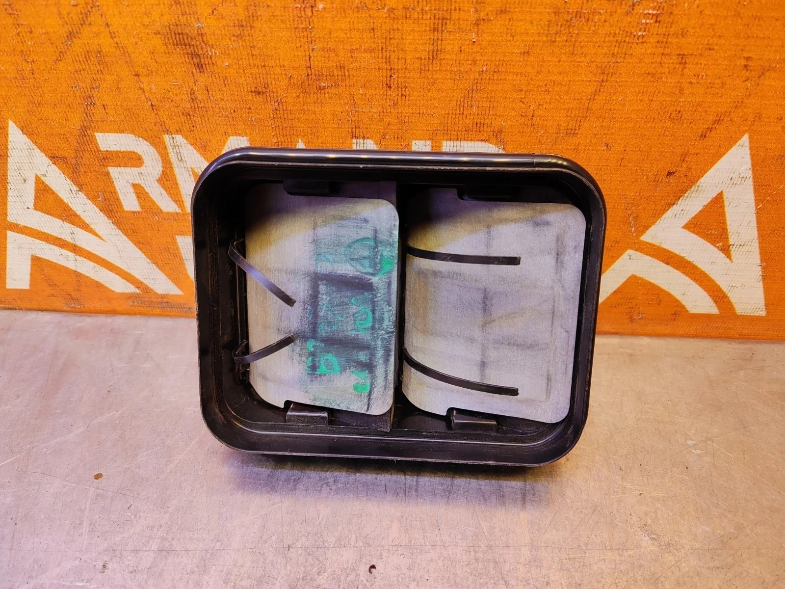 Решетка вентиляционная багажника Nissan X-Trail 2013-2022 T32