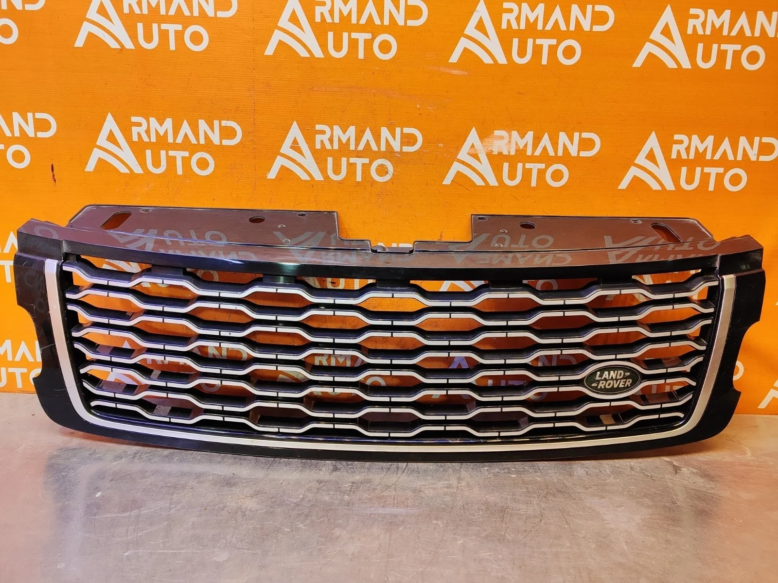 Решетка радиатора Land Rover Range 2017-2022 4 L405