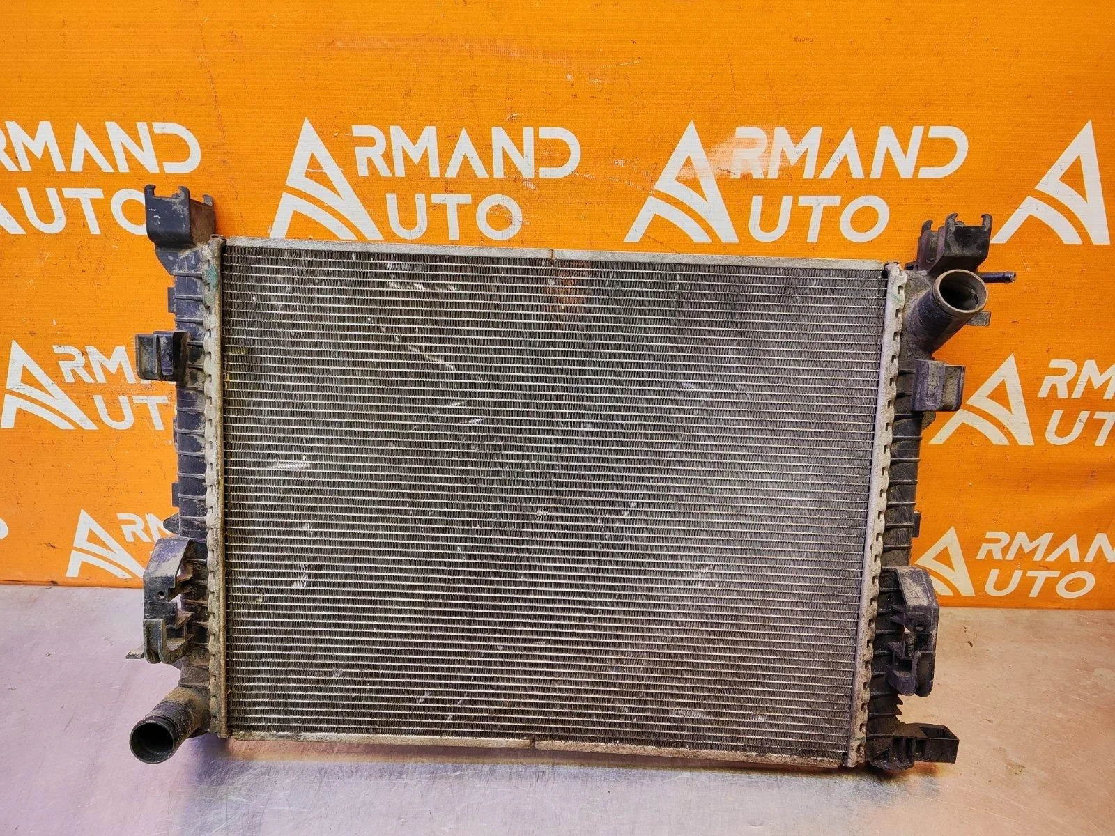 Радиатор двигателя (двс) Renault Logan 2012-2022