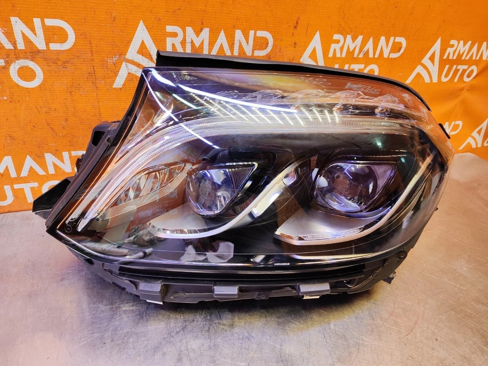 Фара Mercedes GL GLS-Class 2015-2019 X166