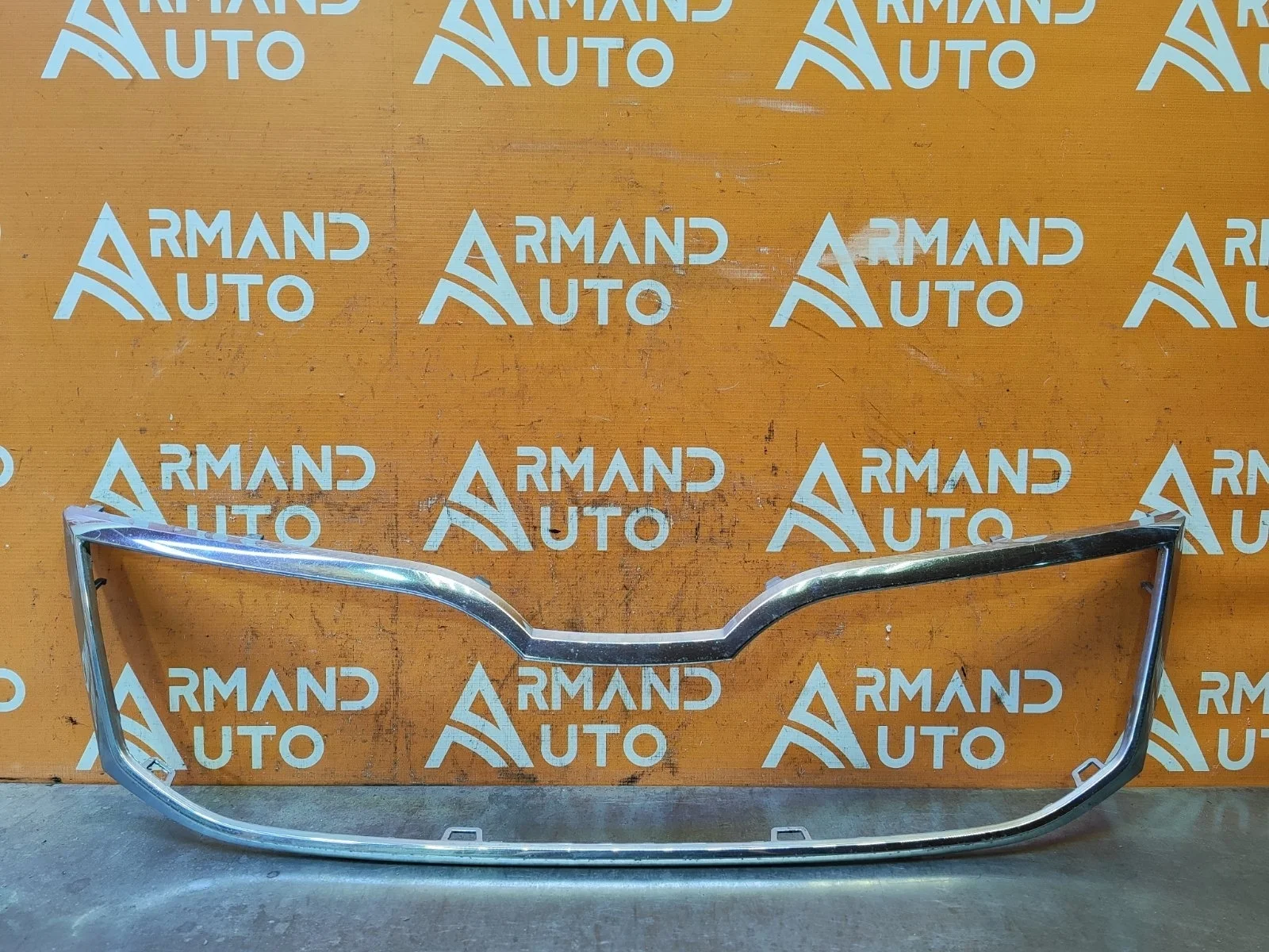 Окантовка решетки радиатора Skoda Octavia 2017-2020 3 A7 (5E)