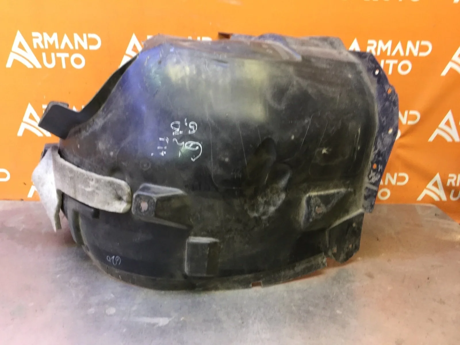 Подкрылок Mercedes GLE-Class Coupe 2015-2019 C292