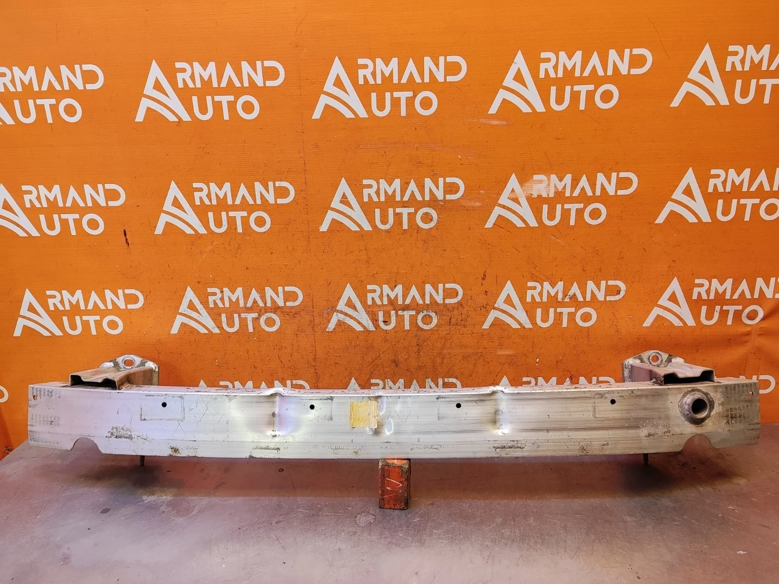 Усилитель бампера BMW 7 series 2015-нв G11 G12