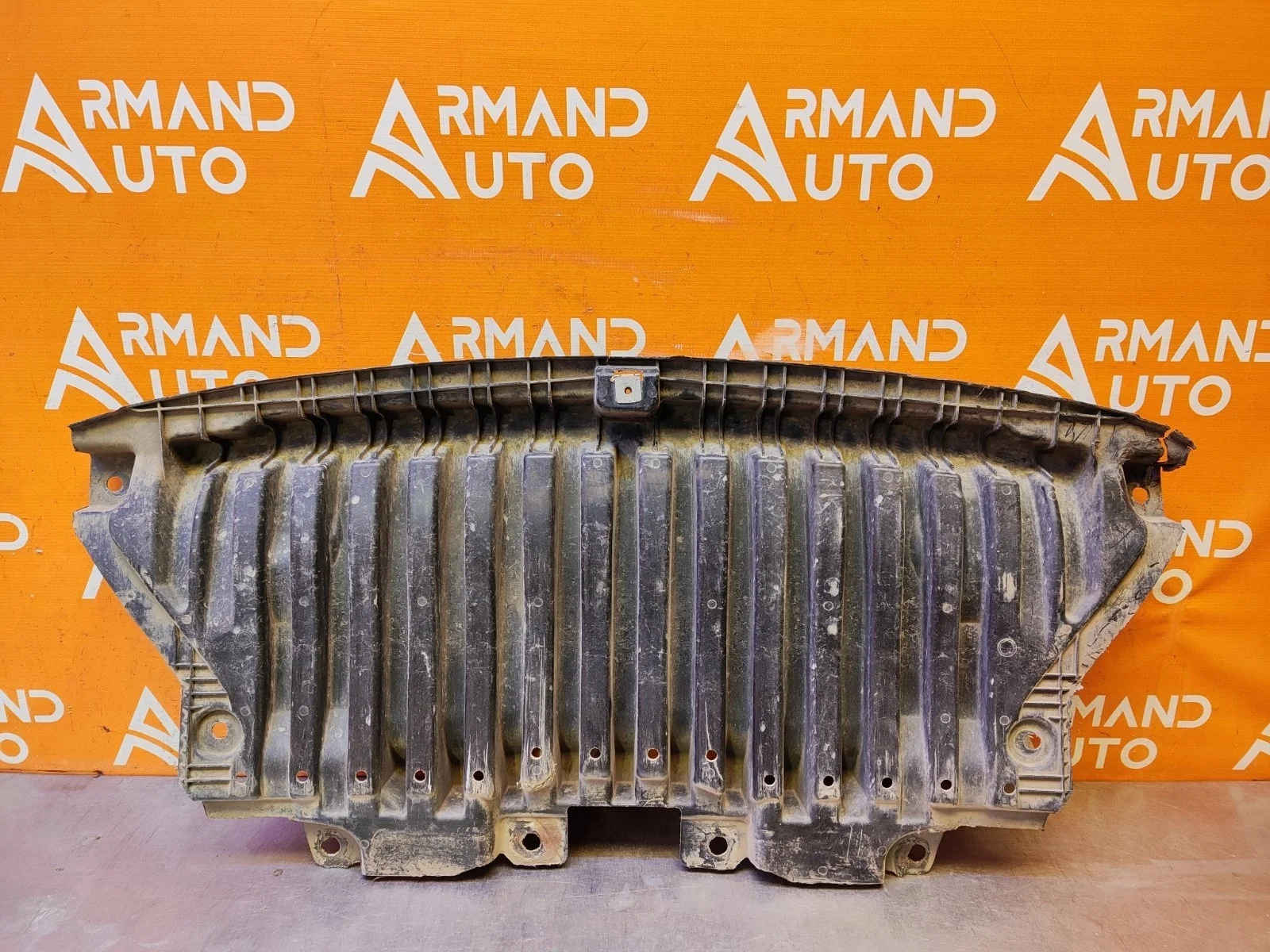 Пыльник двигателя Mercedes -Class 2016-нв W213, S213, C238