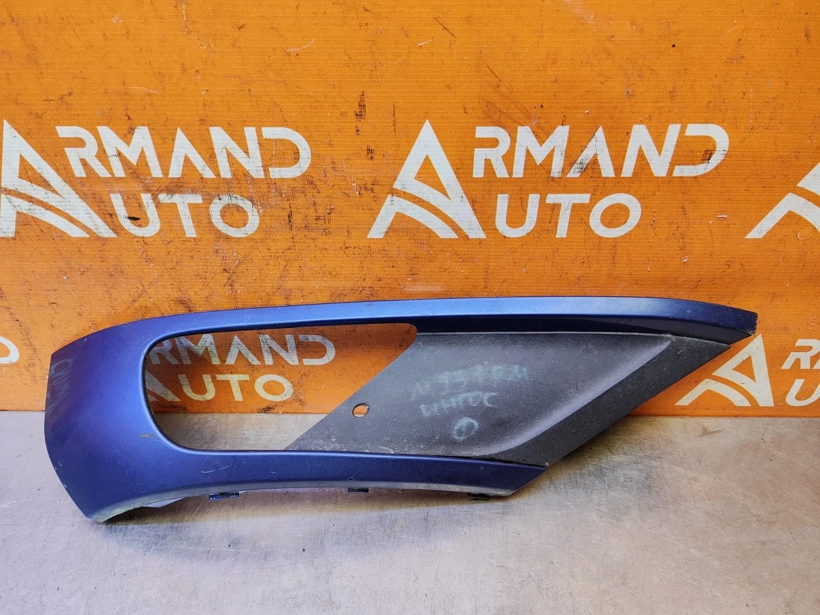 Окантовка птф Volkswagen Touareg 2014-2018