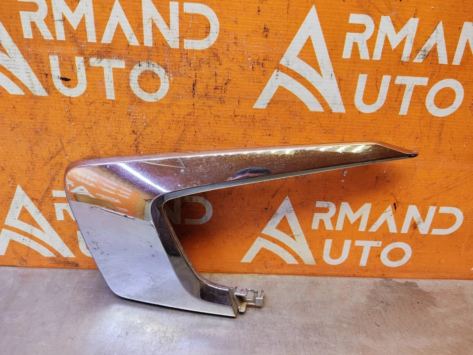 Накладка бампера верхняя Mitsubishi ASX 2016-2020 GA0