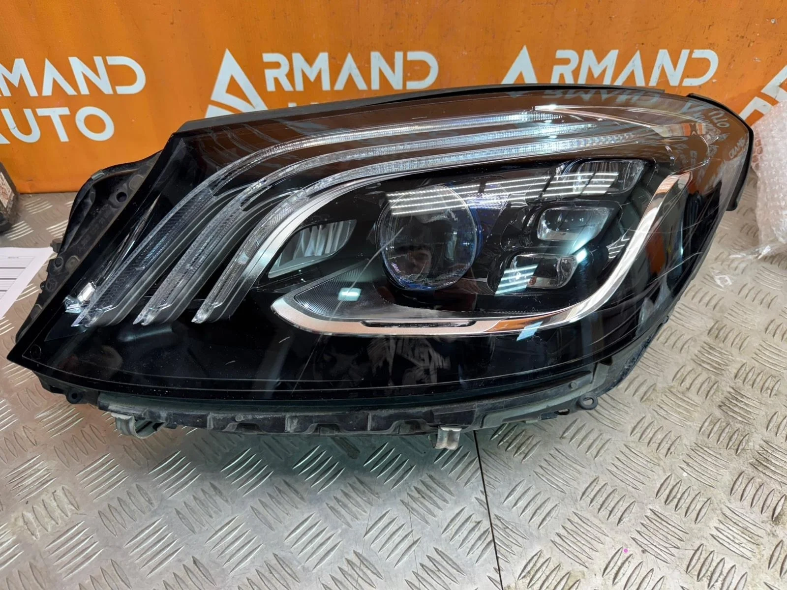 Фара Mercedes -Class 2017-2020 W222