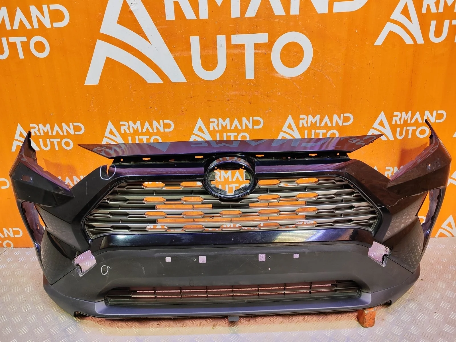 Бампер Toyota RAV4 2018-нв 5 XA50