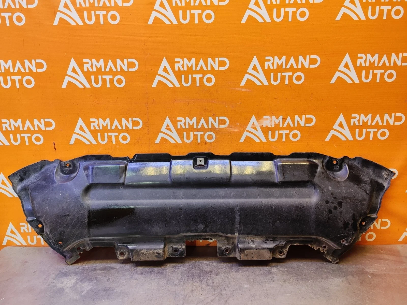 Пыльник бампера Mercedes GLC-Class 2015-нв X253