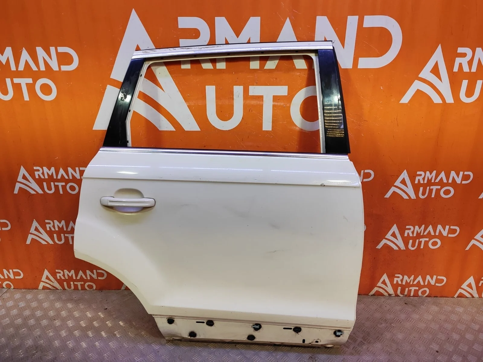Дверь Audi Q7 2005-2015 4L