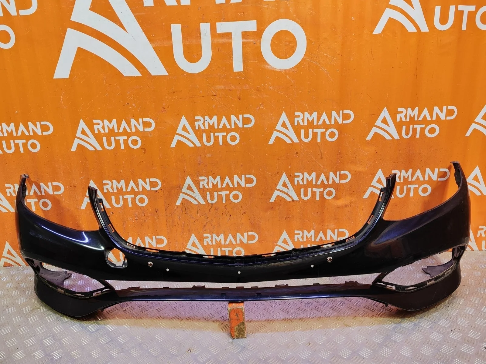 Бампер Mercedes -Class 2016-2020 W213, S213