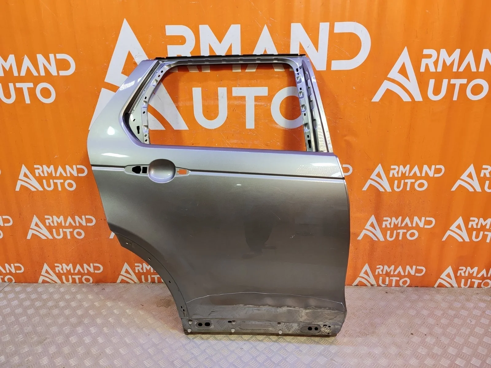 Дверь Land Rover Discovery Sport 2014-нв L550