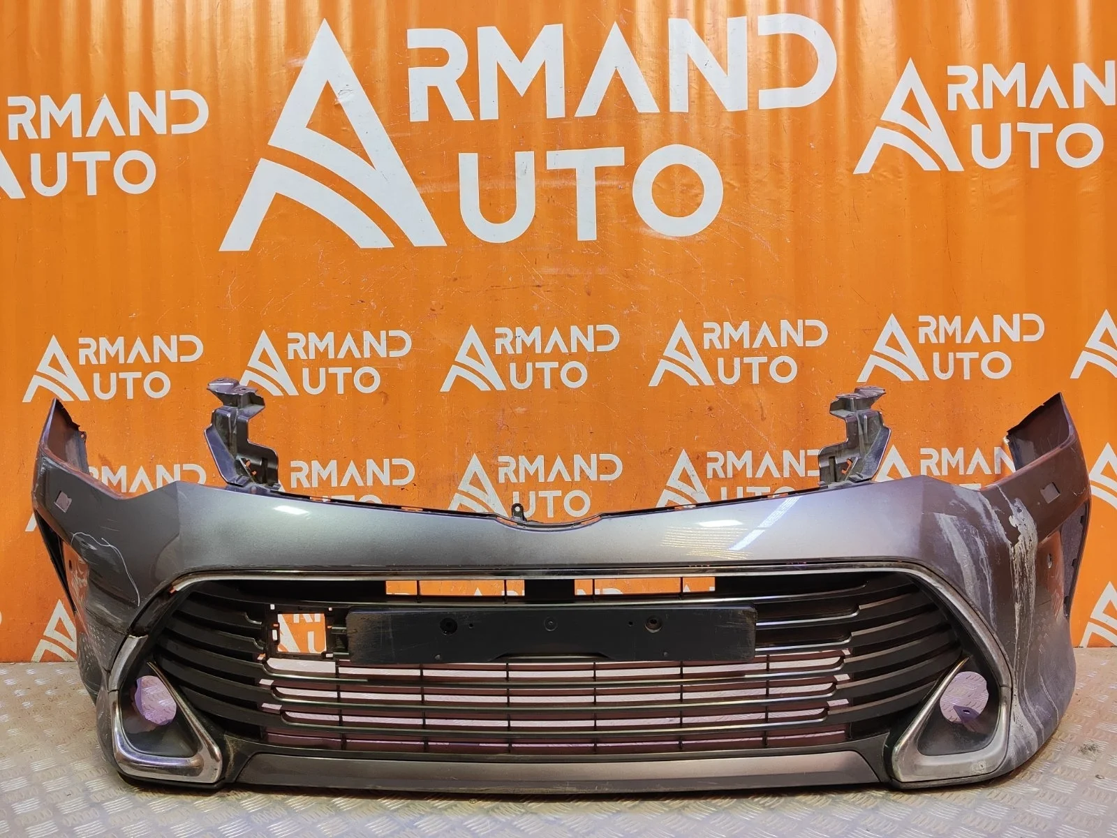 Бампер Toyota Camry 2014-2017 XV50