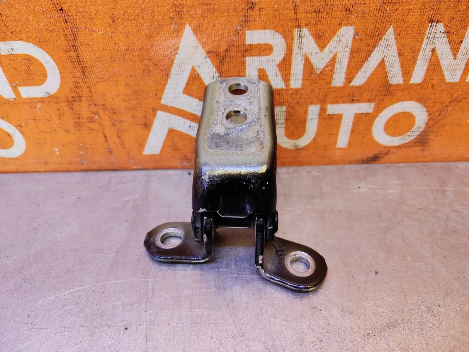 Петля двери верхняя Toyota Camry 2017-нв 8 XV70