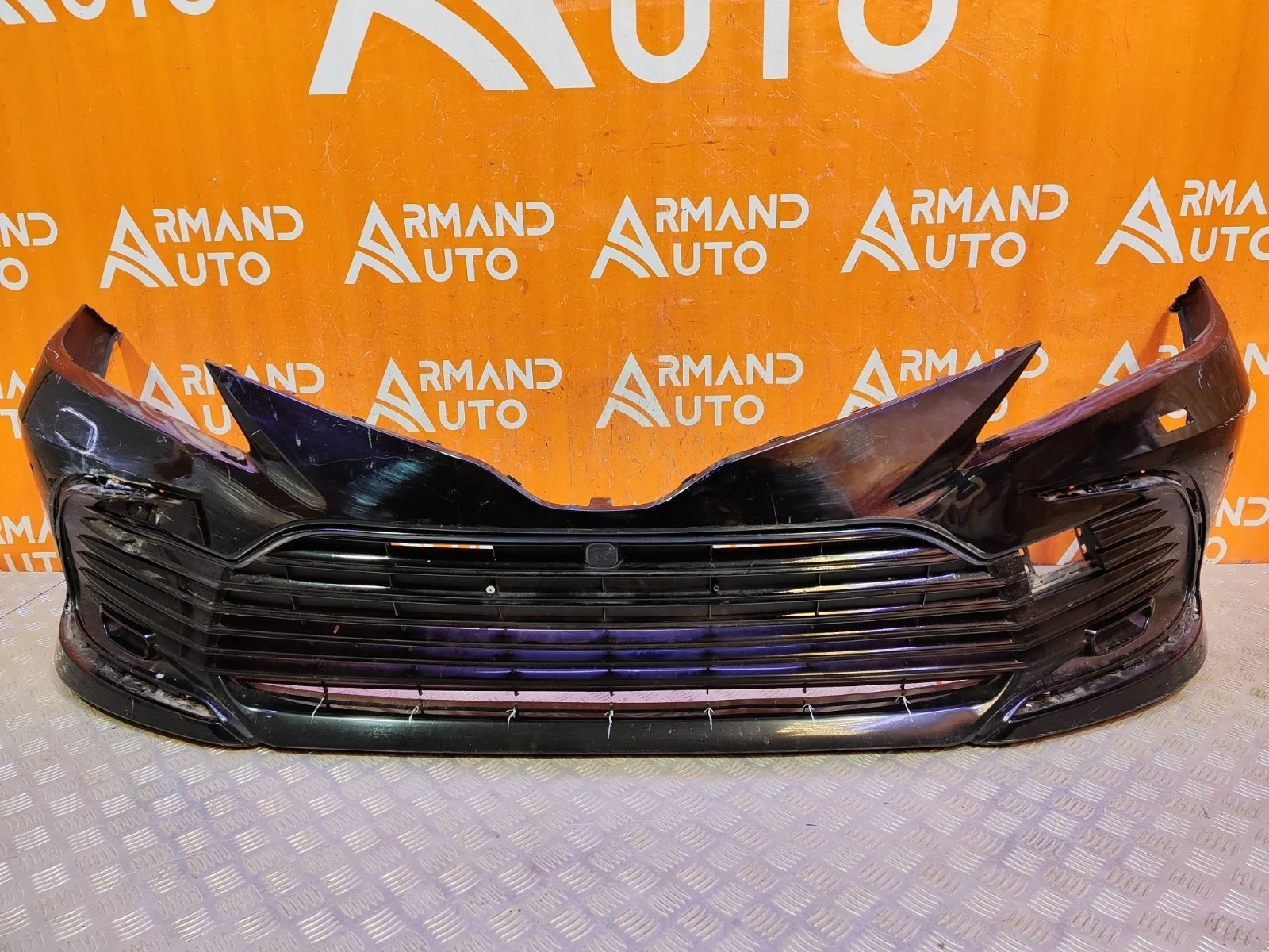 Бампер Toyota Camry 2020-нв 8 XV70