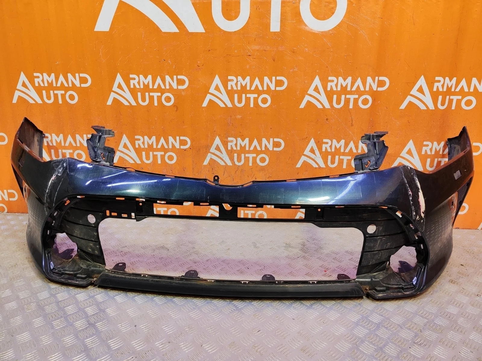 Бампер Toyota Camry 2014-2018 7 XV50