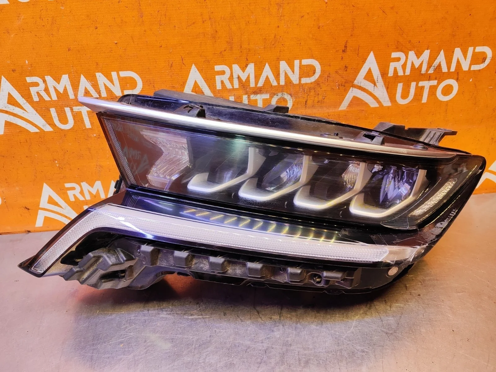 Фара Kia Sorento 2020-нв 4