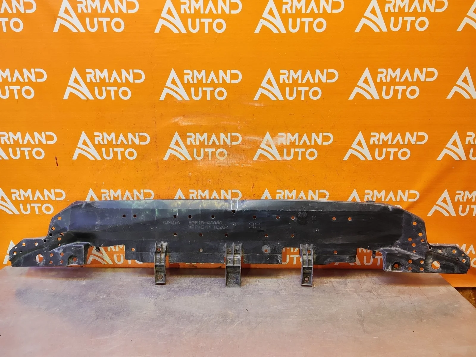 Кронштейн бампера Toyota RAV4 2018-нв 5 XA50