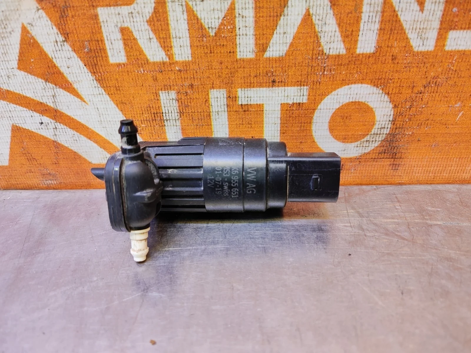 Насос омывателя Volkswagen Passat 2014-нв B8