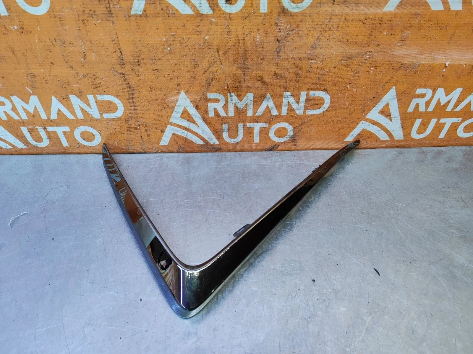 Накладка решетки радиатора Lexus ES 2018-нв 7