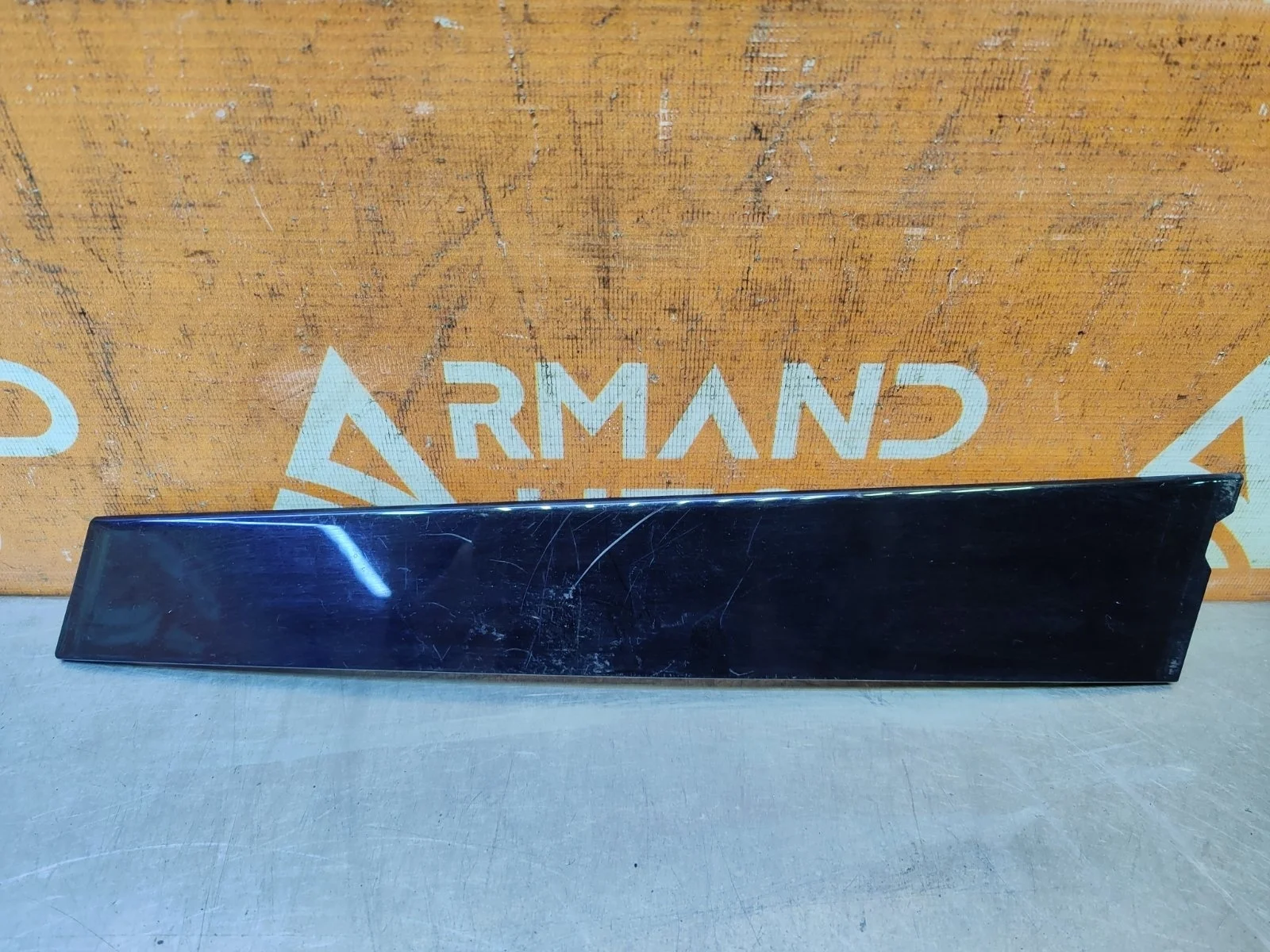 Накладка стойки двери Lexus NX 2014-2021